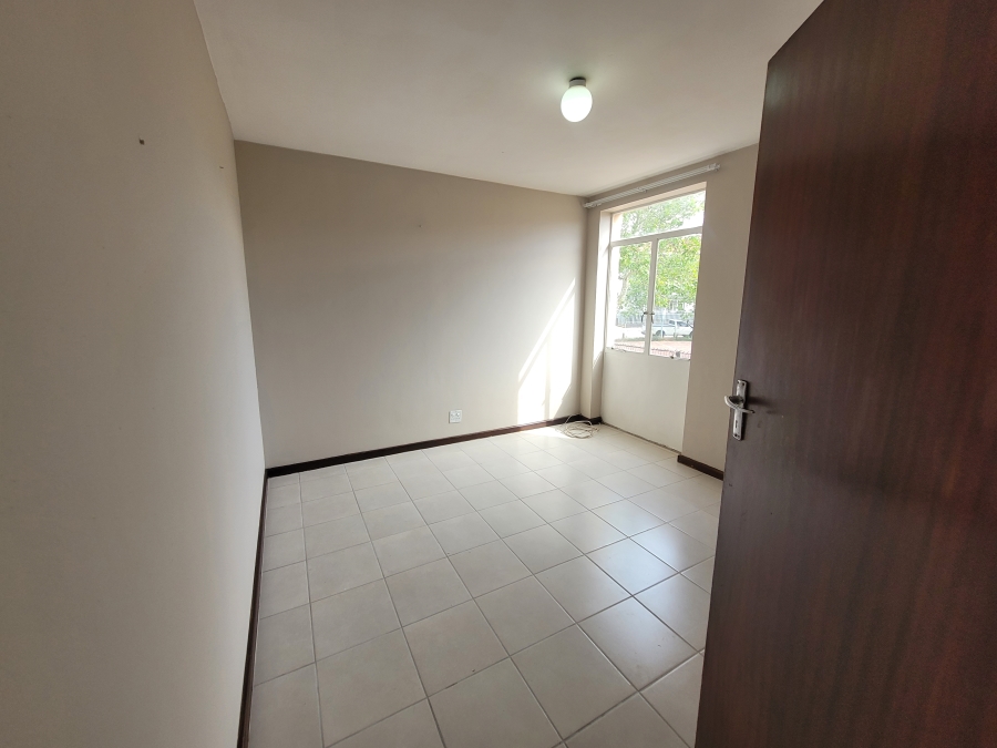 2 Bedroom Property for Sale in Port Elizabeth Central Eastern Cape